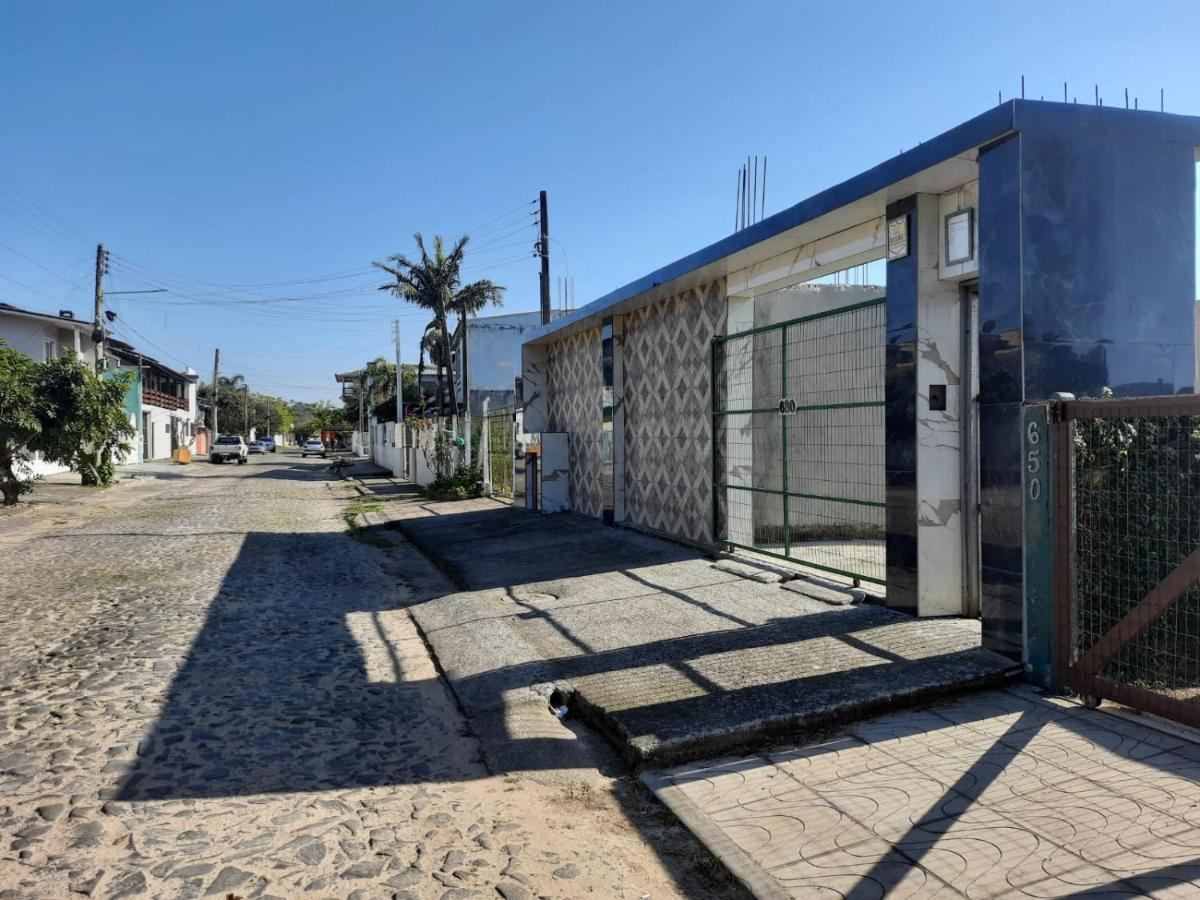 Casa Para Veraneio Em Torres! A 3 Quadras Da Praia Villa Buitenkant foto
